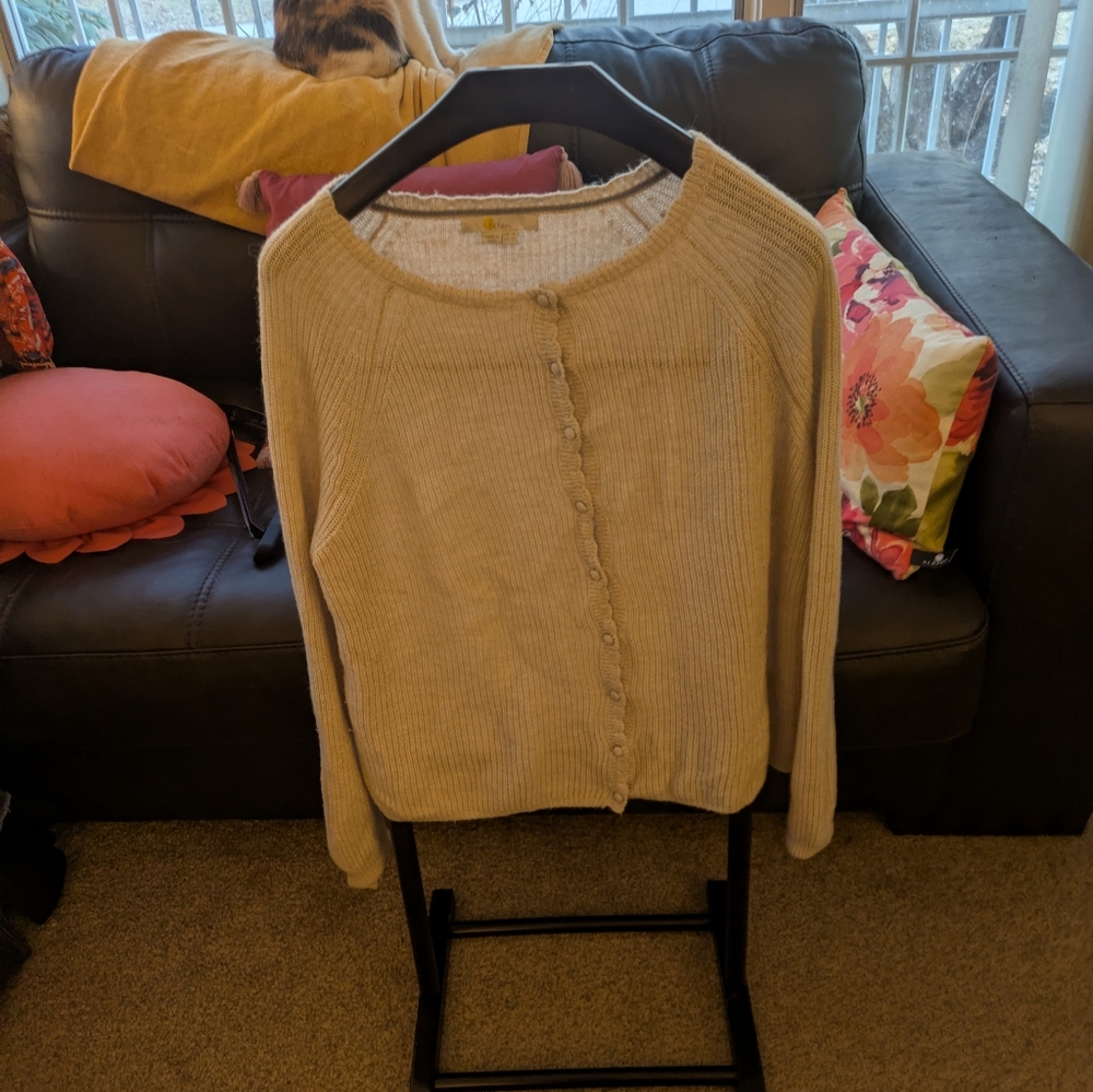 Women's Cream Sweater